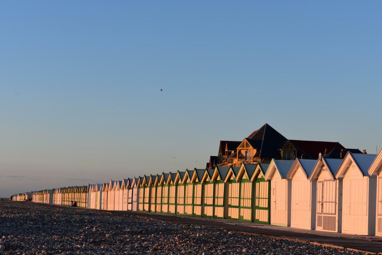 Logis - Le Neptune Hotel & Restaurant Cayeux-sur-Mer Exterior foto